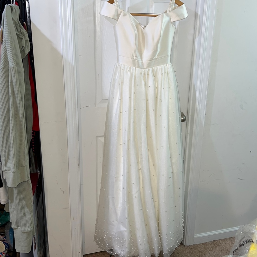 TLC Say Yes to the PROM dress